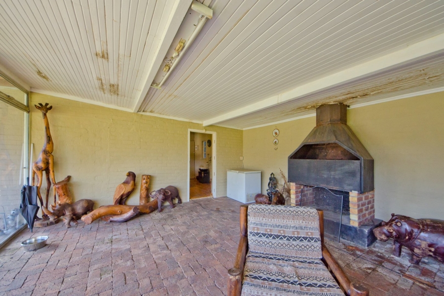  Bedroom Property for Sale in The Crags Western Cape